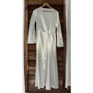 Vintage Victorias Secret Bridal set Robe White embellished w/pearls sequins XS/S